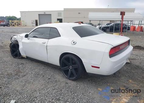2011 Dodge Challenger z USA, uszkodzony, nr VIN 2B3CJ4DG4BH603008